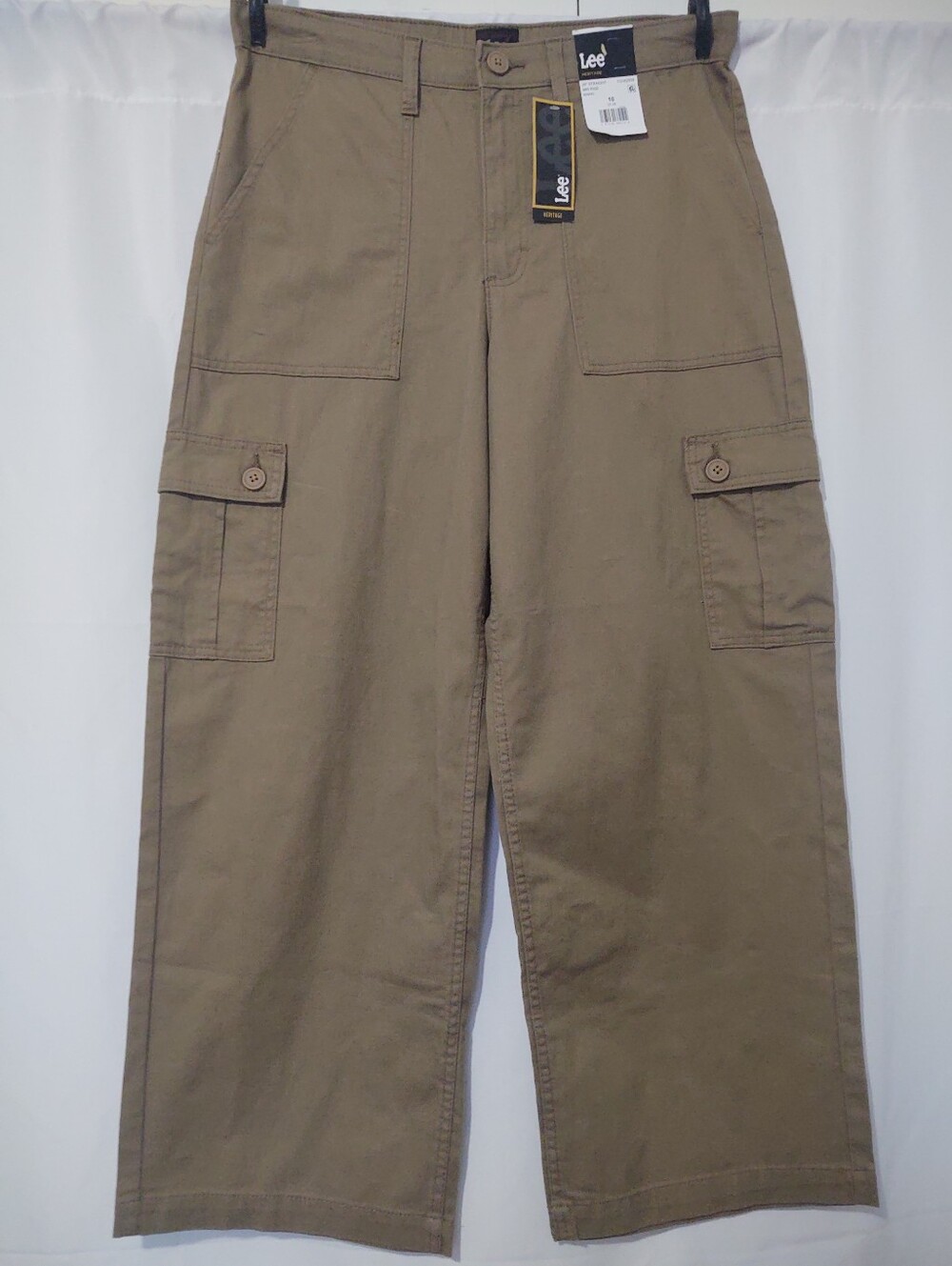 Lee Heritage Women’s Size 10 - Loose Straight Leg - Mid Rise - Cargo Khaki's